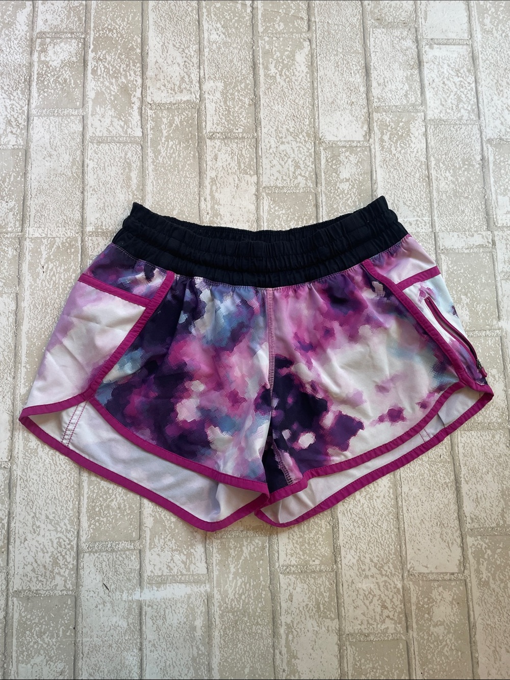 Lululemon run track shorts size 6 purple